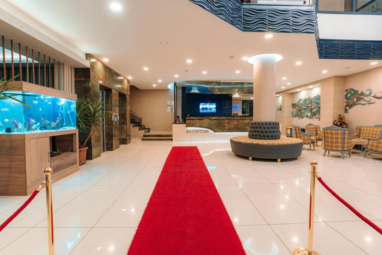 på 1300 m² i Trabzon centrum, med 4 sovrum och 1 badrum  Exteriör bild