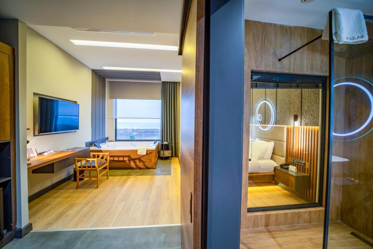 på 1300 m² i Trabzon centrum, med 4 sovrum och 1 badrum  Exteriör bild
